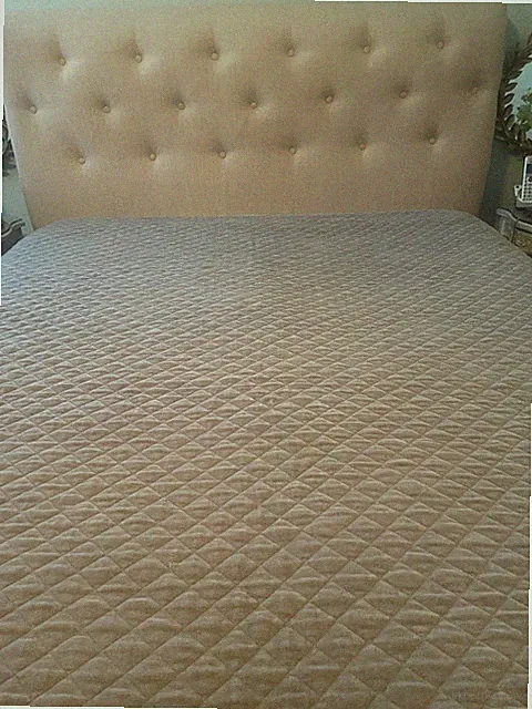 Restoration Hardware Diamond Quilted Coverlet Comforter QUEEN Neutral Gray