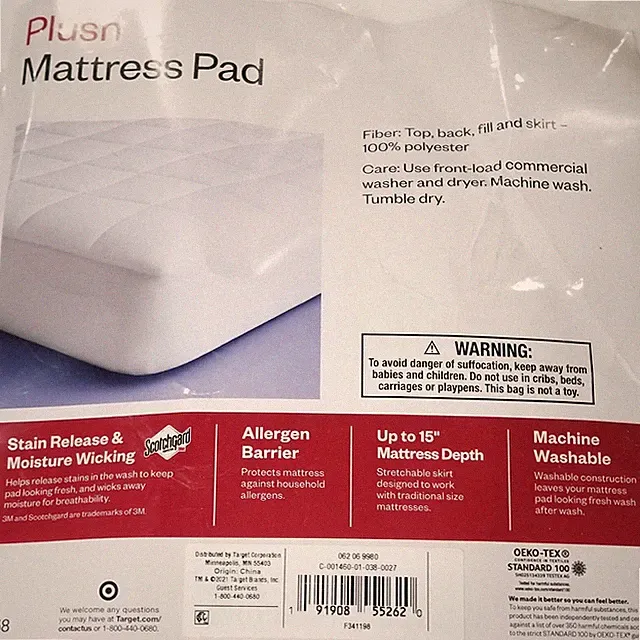 Room Essentials Plush Mattress Pad Twin XL Stain Release Moisture Wicking NEW
